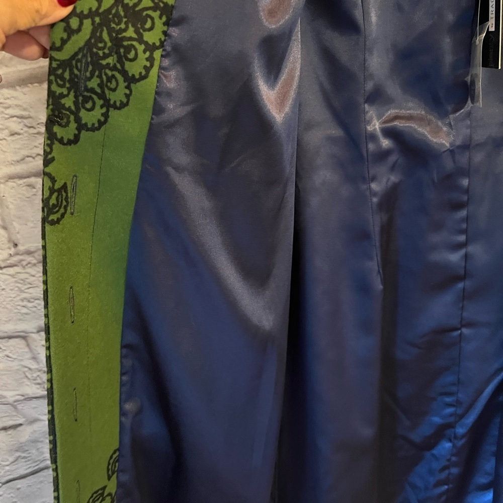 Plenty by Tracy Reese NWT size 4 button up Jacket. Green with navy blue lining - Picture 11 of 14